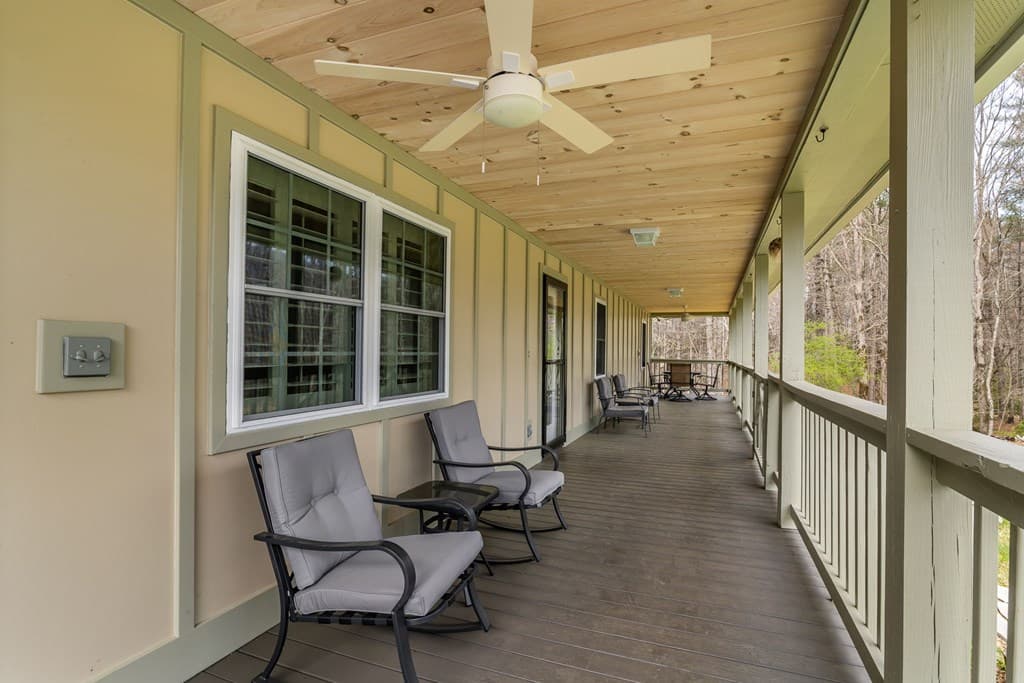 1132 Hells Hollow Road, Blue Ridge GA 30513 - Photo