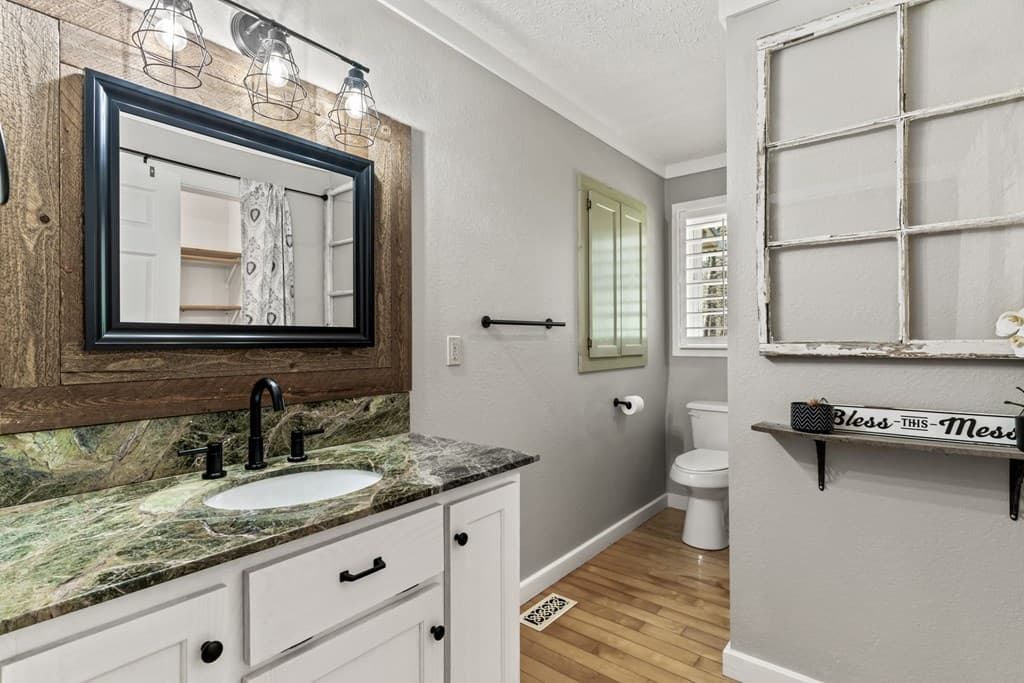 1132 Hells Hollow Road, Blue Ridge GA 30513 - Photo