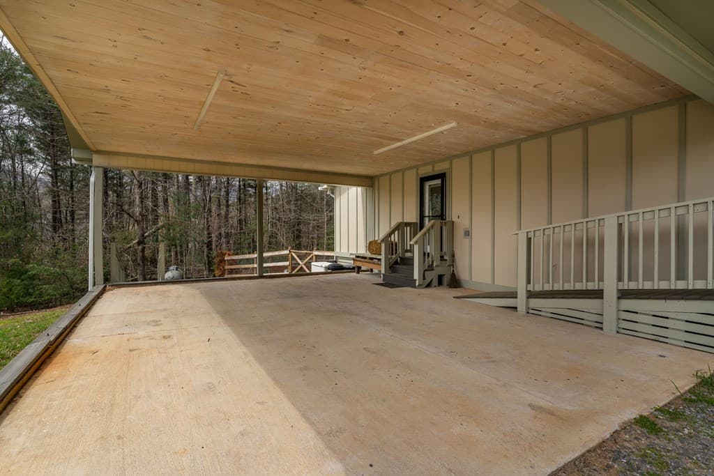 1132 Hells Hollow Road, Blue Ridge GA 30513 - Photo
