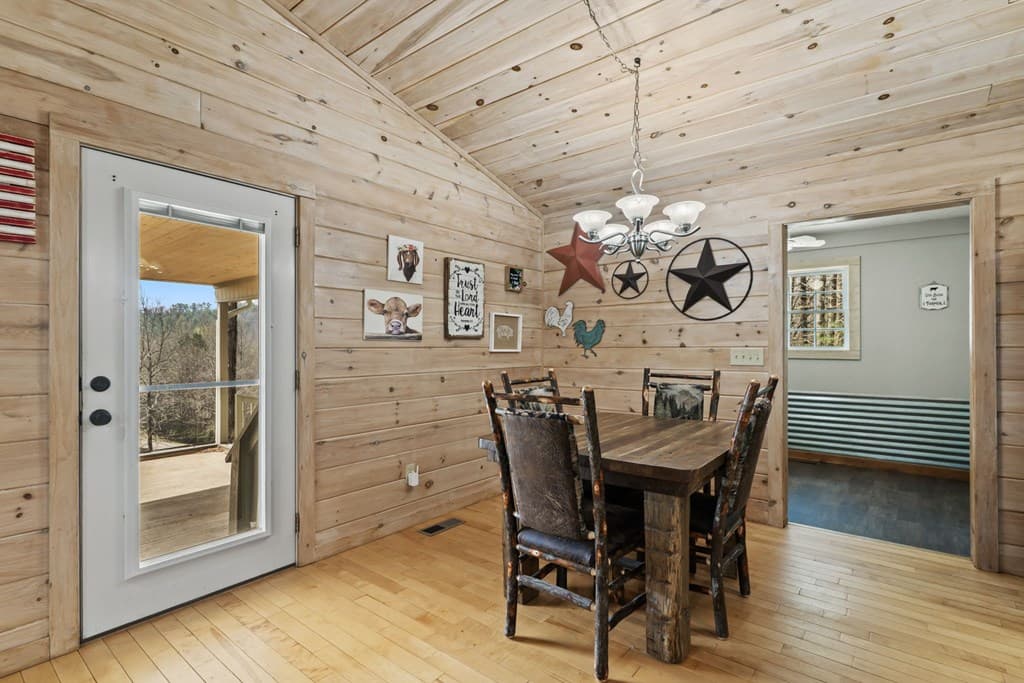 1132 Hells Hollow Road, Blue Ridge GA 30513 - Photo