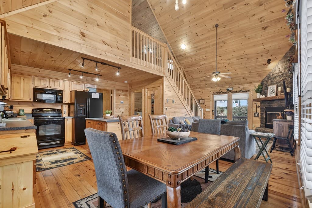 111 Roaring Creek Road, Epworth GA 30541 - Photo