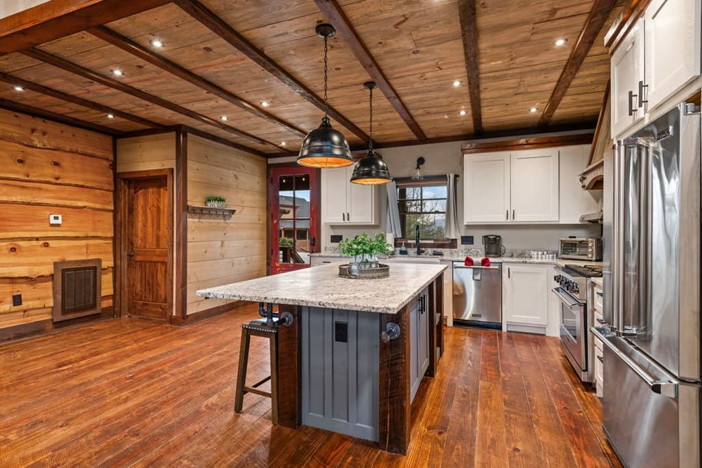 134 Cohutta Overlook Trail, Blue Ridge GA 30513 - Photo