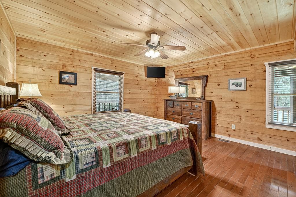 656 Newberry Drive, Ellijay GA 30536 - Photo