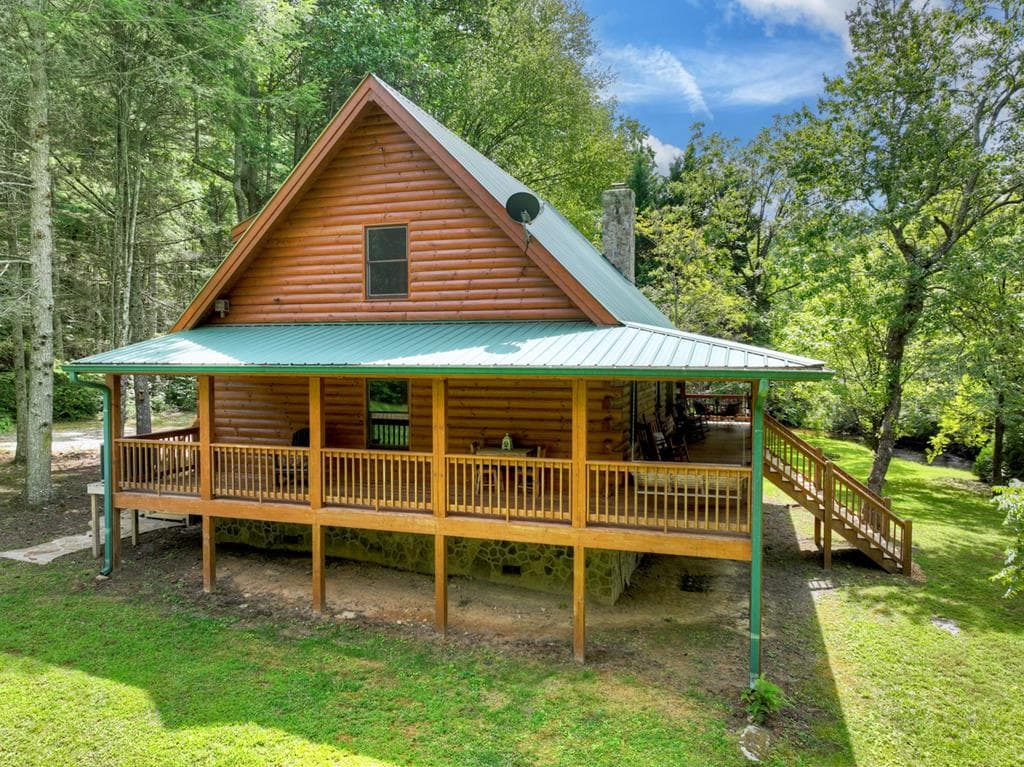 656 Newberry Drive, Ellijay GA 30536 - Photo