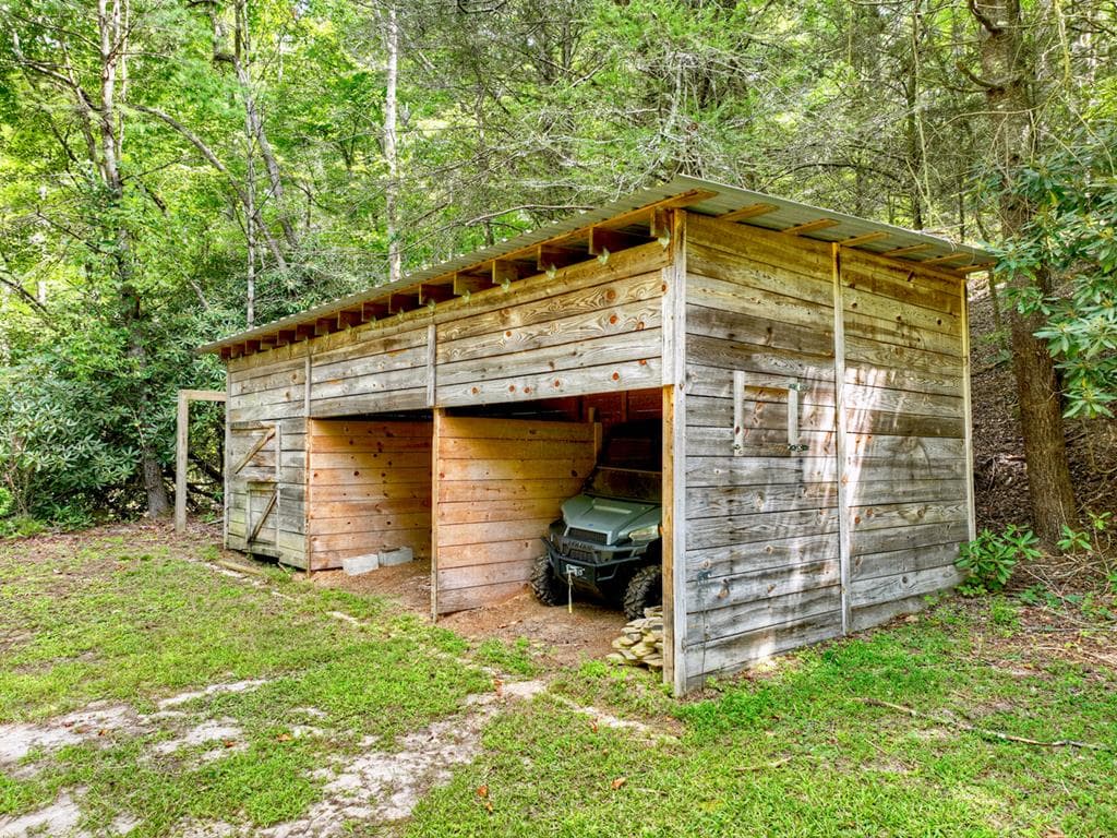 656 Newberry Drive, Ellijay GA 30536 - Photo