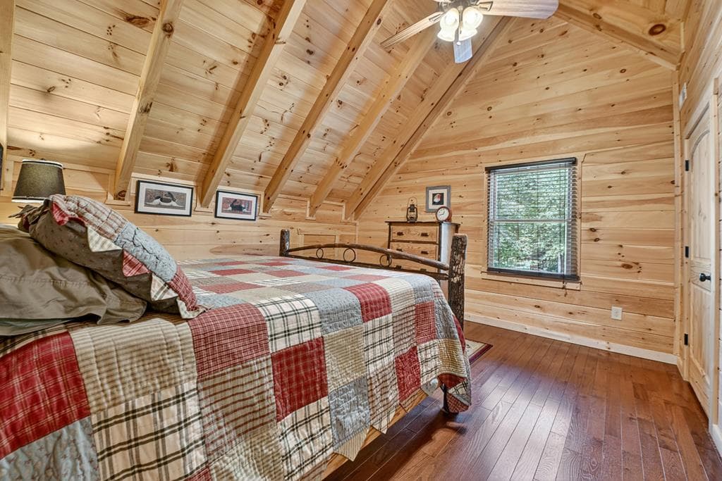 656 Newberry Drive, Ellijay GA 30536 - Photo