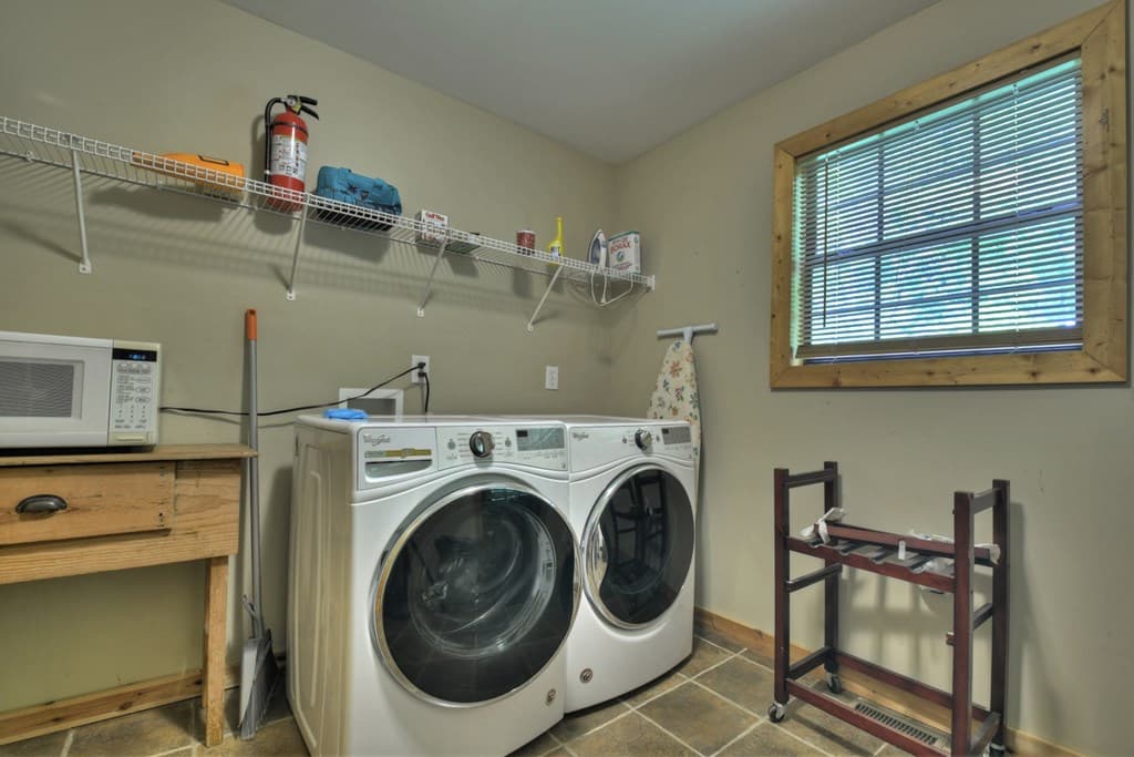 67 Lakeshore Drive, Blairsville GA 30512 - Photo