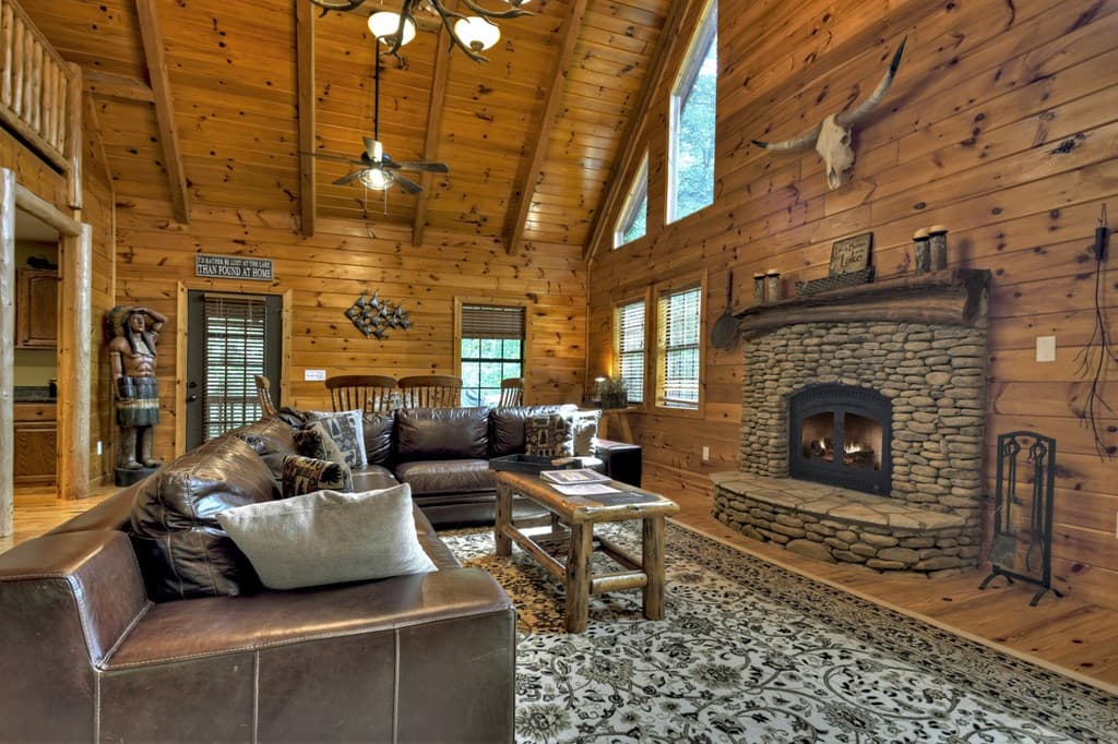 67 Lakeshore Drive, Blairsville GA 30512 - Photo