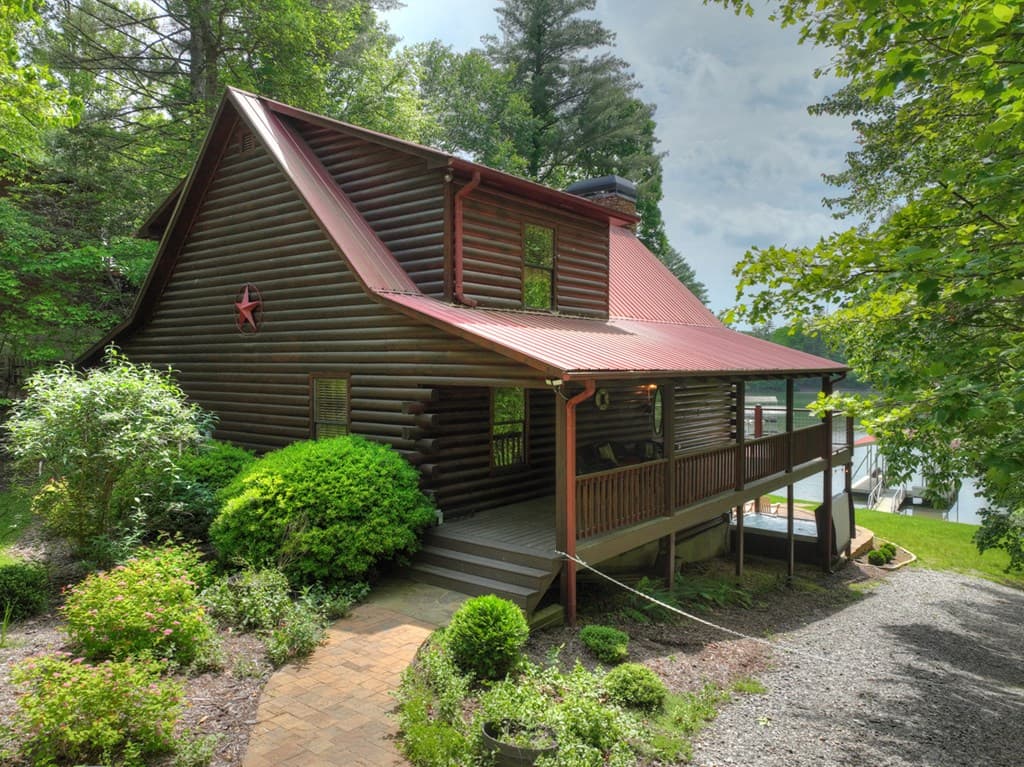 67 Lakeshore Drive, Blairsville GA 30512 - Photo