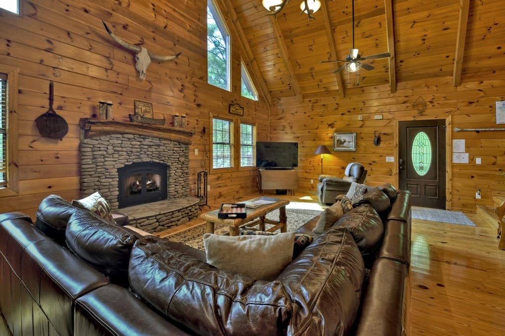 67 Lakeshore Drive, Blairsville GA 30512 - Photo