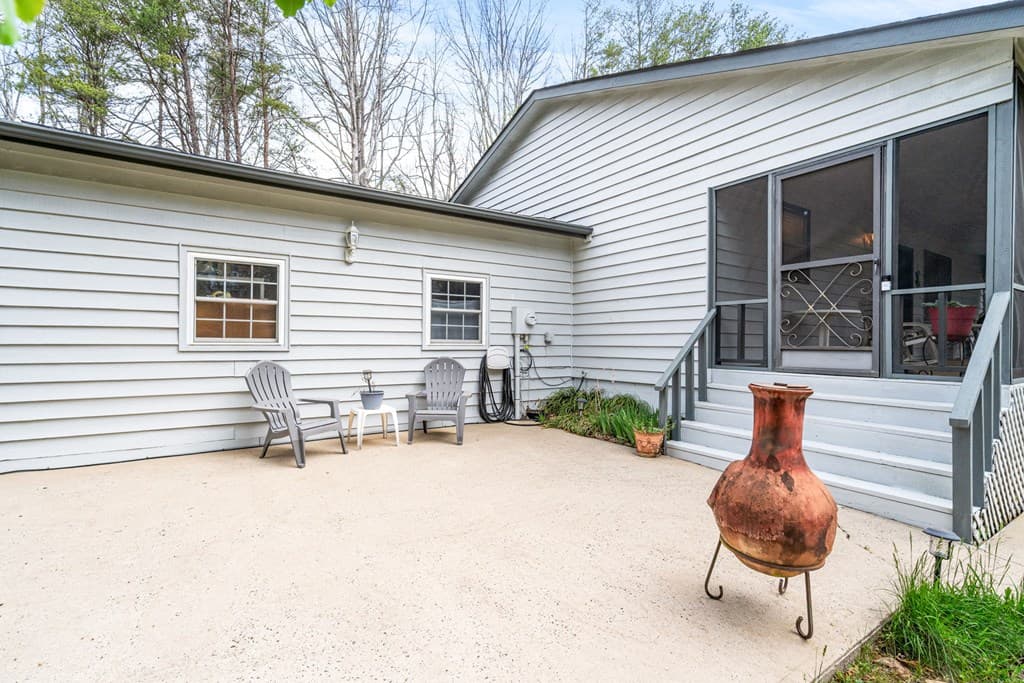 9045 Betty Jo Circle, Young Harris GA 30582 - Photo