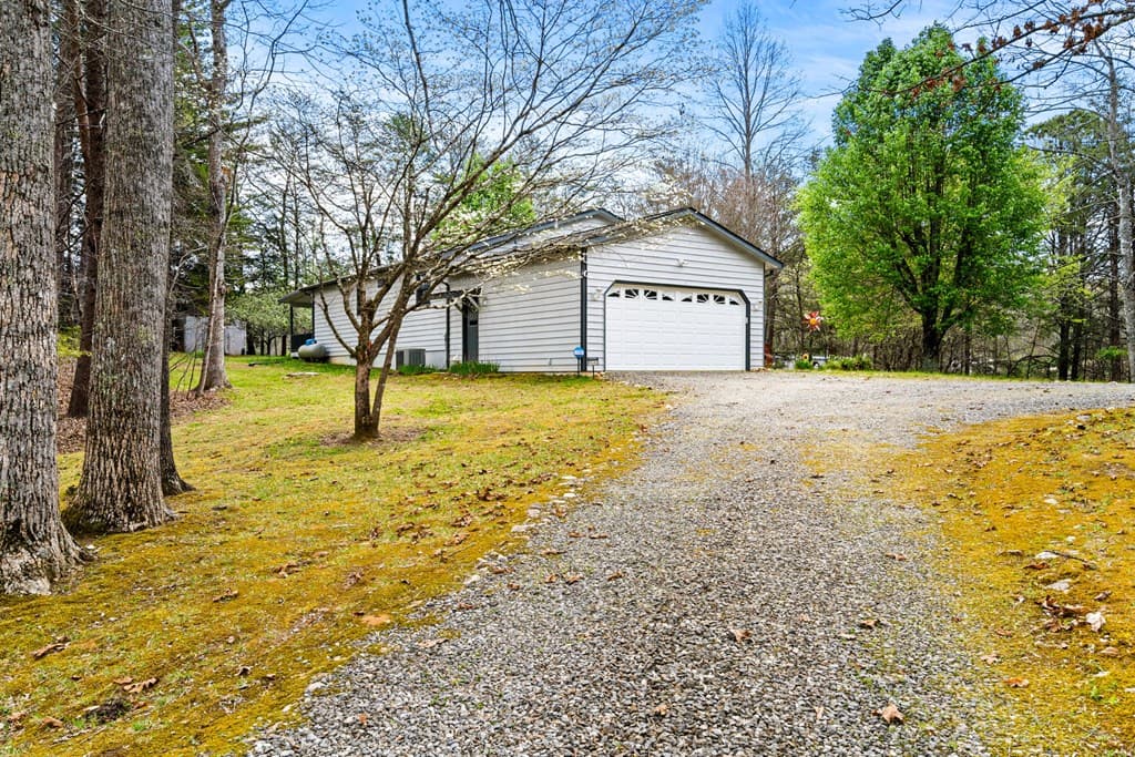 9045 Betty Jo Circle, Young Harris GA 30582 - Photo