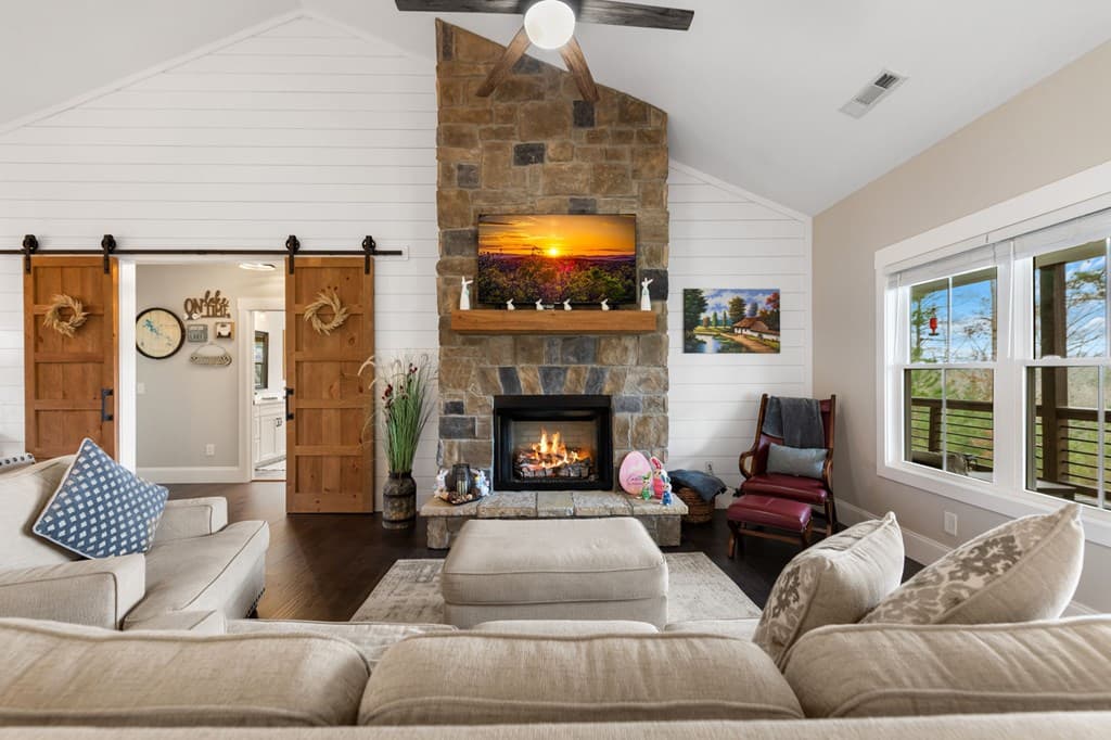 367 Highpoint Trail, Blairsville GA 30512 - Photo