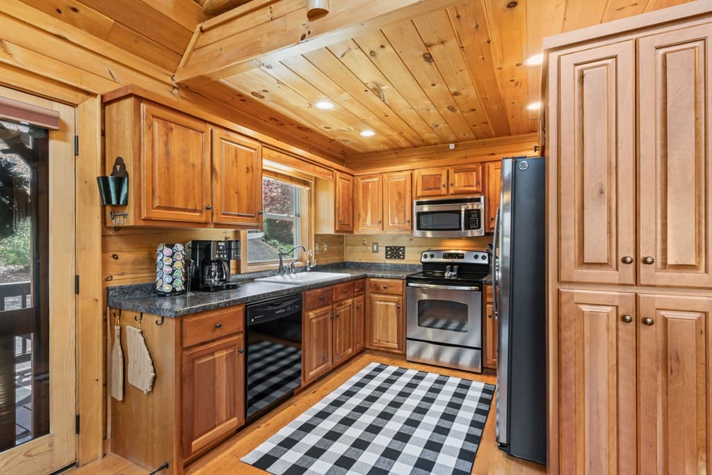 283 Black Gum Lane, Blue Ridge GA 30513 - Photo