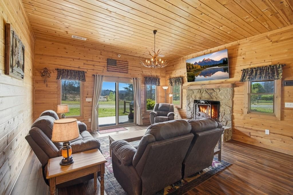 12877 Appalachian Hwy, Morganton GA 30560 - Photo