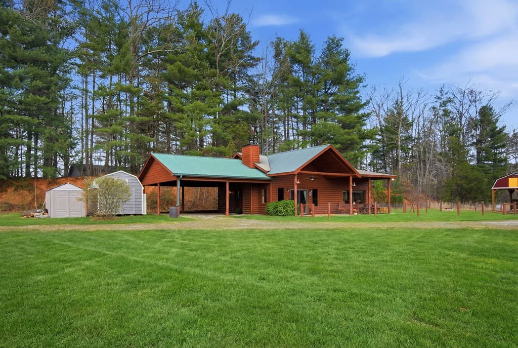 12877 Appalachian Hwy, Morganton GA 30560 - Photo