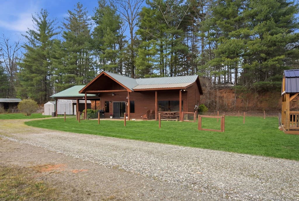 12877 Appalachian Hwy, Morganton GA 30560 - Photo