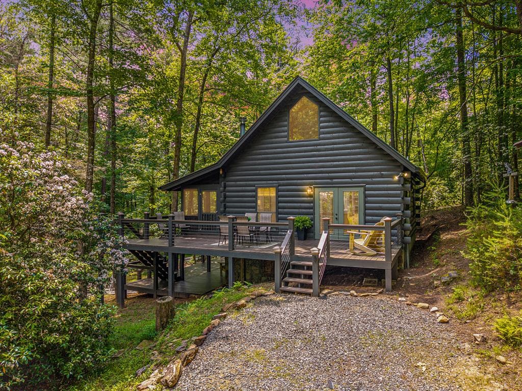 40 Lakeside Drive, Blue Ridge GA 30513 - Primary photo