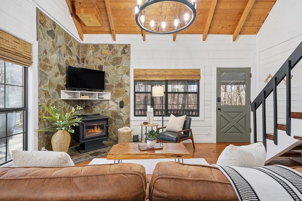 40 Lakeside Drive, Blue Ridge GA 30513 - Photo