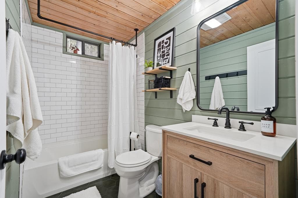 40 Lakeside Drive, Blue Ridge GA 30513 - Photo