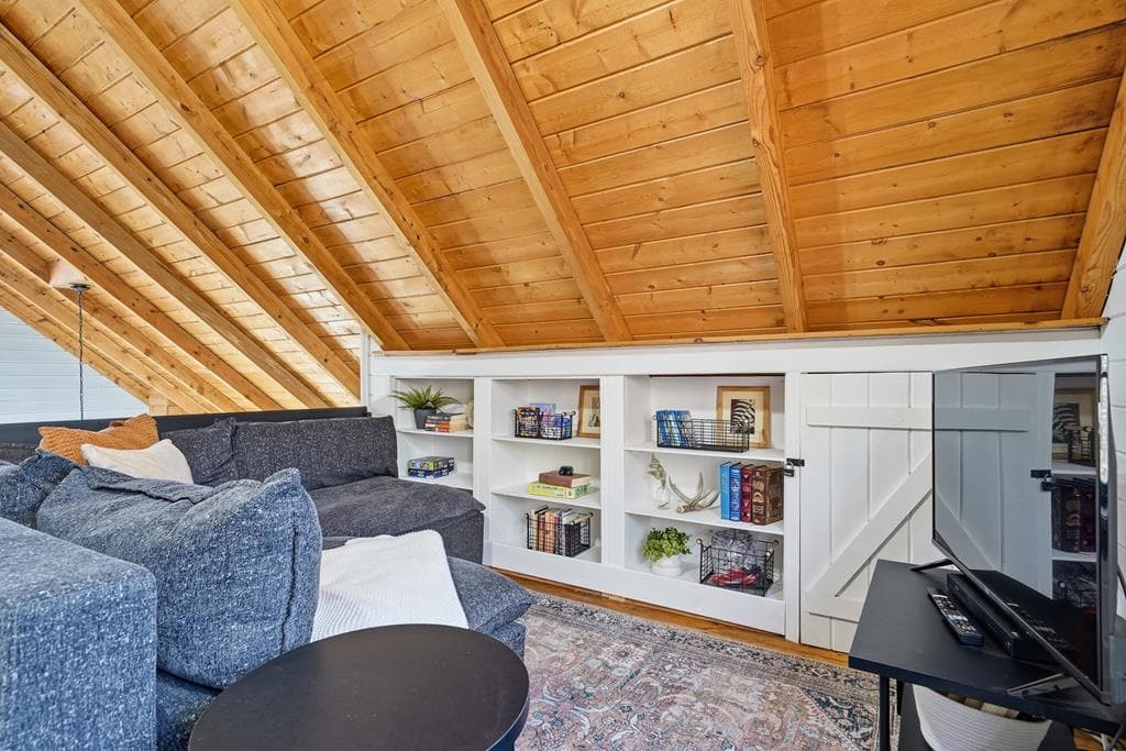 40 Lakeside Drive, Blue Ridge GA 30513 - Photo