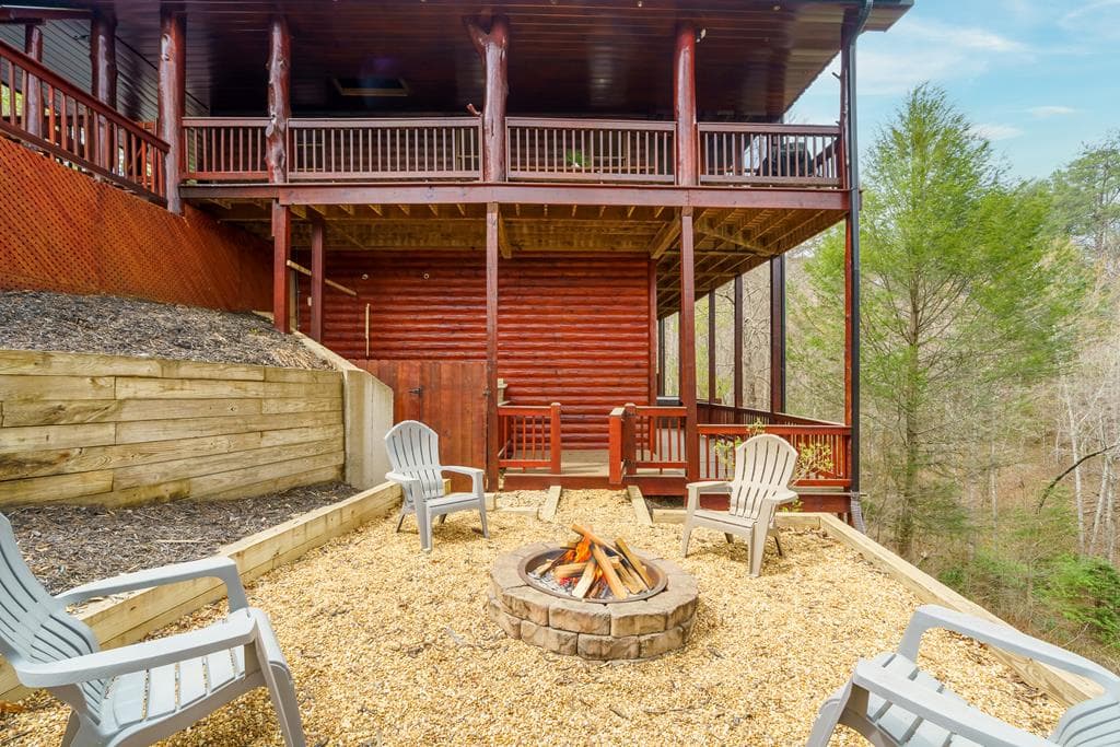 133 Dallas Lane, Blue Ridge GA 30513 - Photo