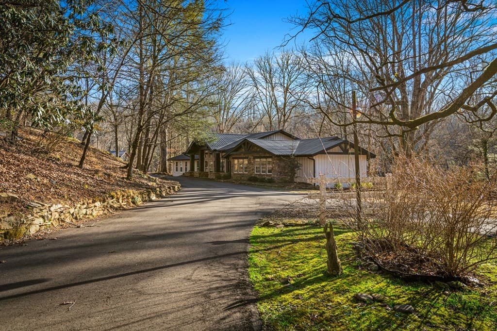 166 Red Oak Lane, Mccaysville GA 30555 - Photo