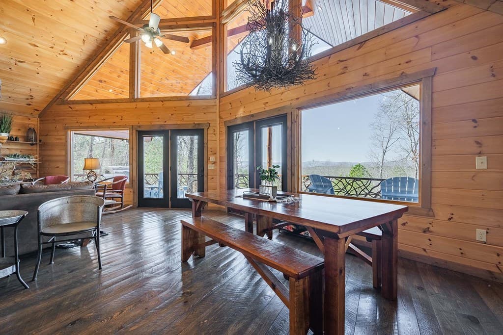 560 Endless View Road, Mineral Bluff GA 30559 - Photo