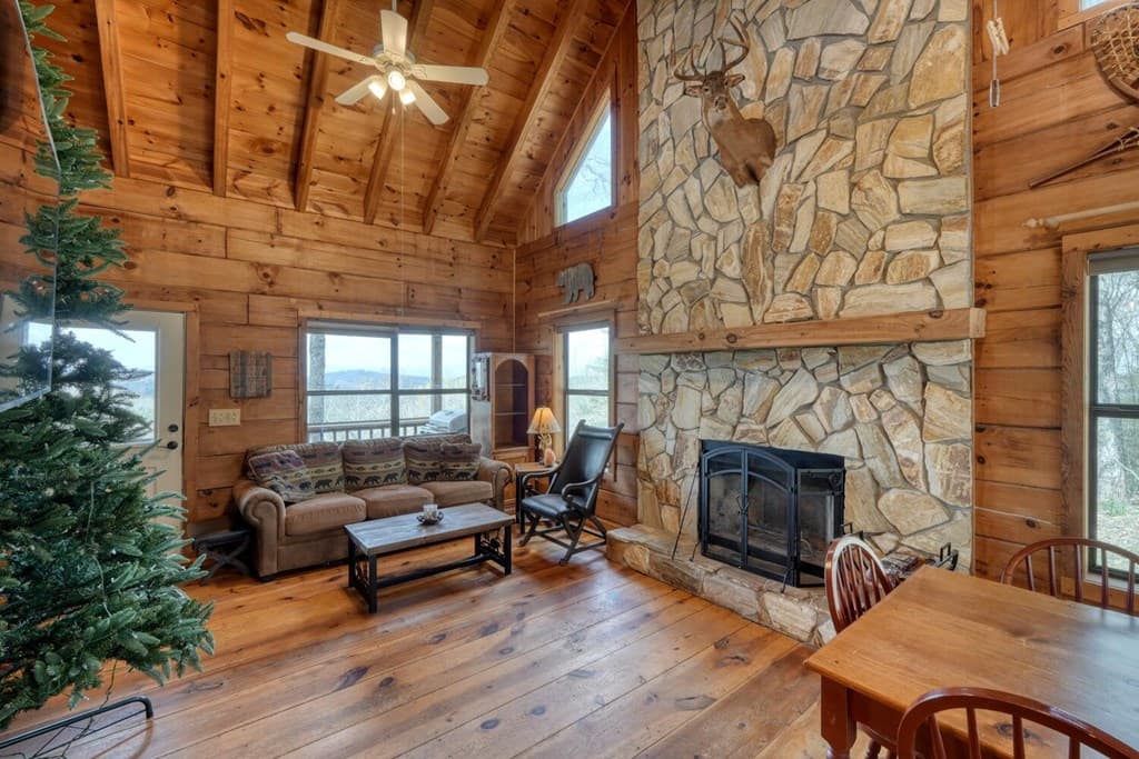340 Mountain Top Drive, Murphy NC 28906 - Photo
