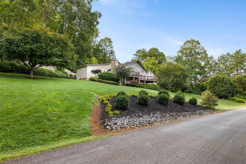 1396 Deerfield Road, Young Harris GA 30582 - Photo
