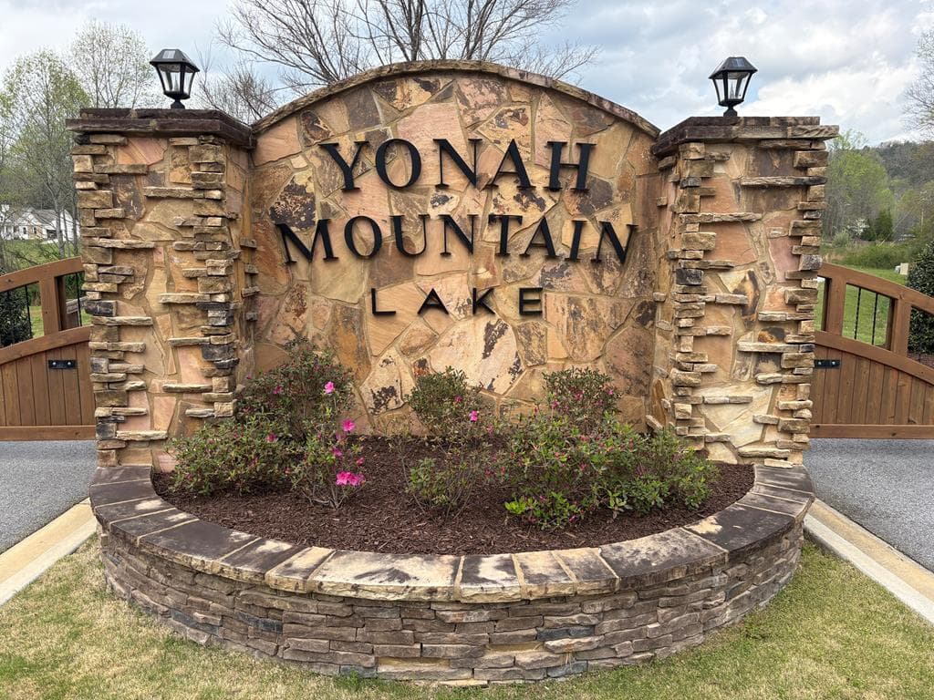 21 Yonah Mountain Drive, Sautee Nacoochee GA 30571 - Primary photo