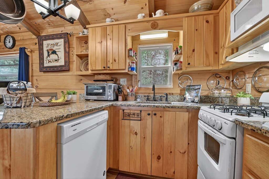 57 Meadow Hill, Morganton GA 30560 - Photo