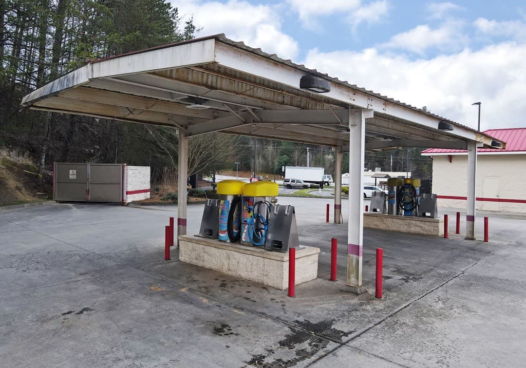 692 E Hwy 515, Blairsville GA 30512 - Photo