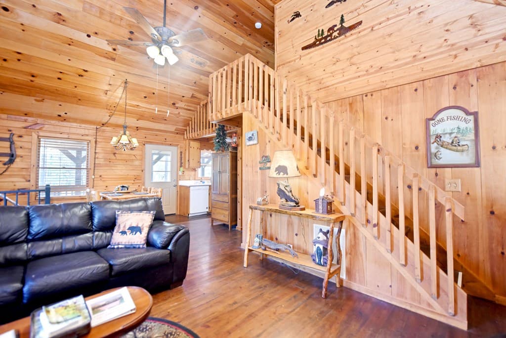 545 Laurel Circle, Blue Ridge GA 30513 - Photo