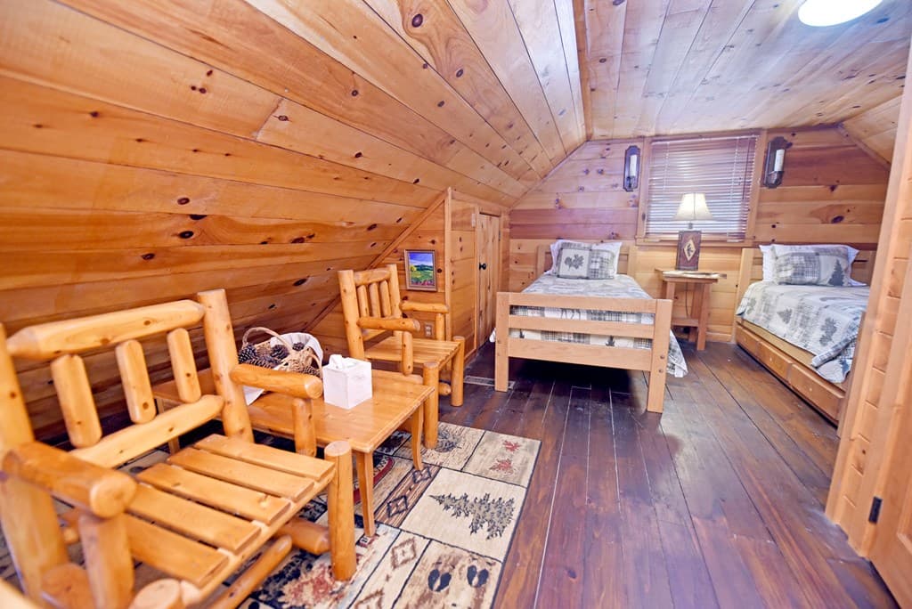 545 Laurel Circle, Blue Ridge GA 30513 - Photo