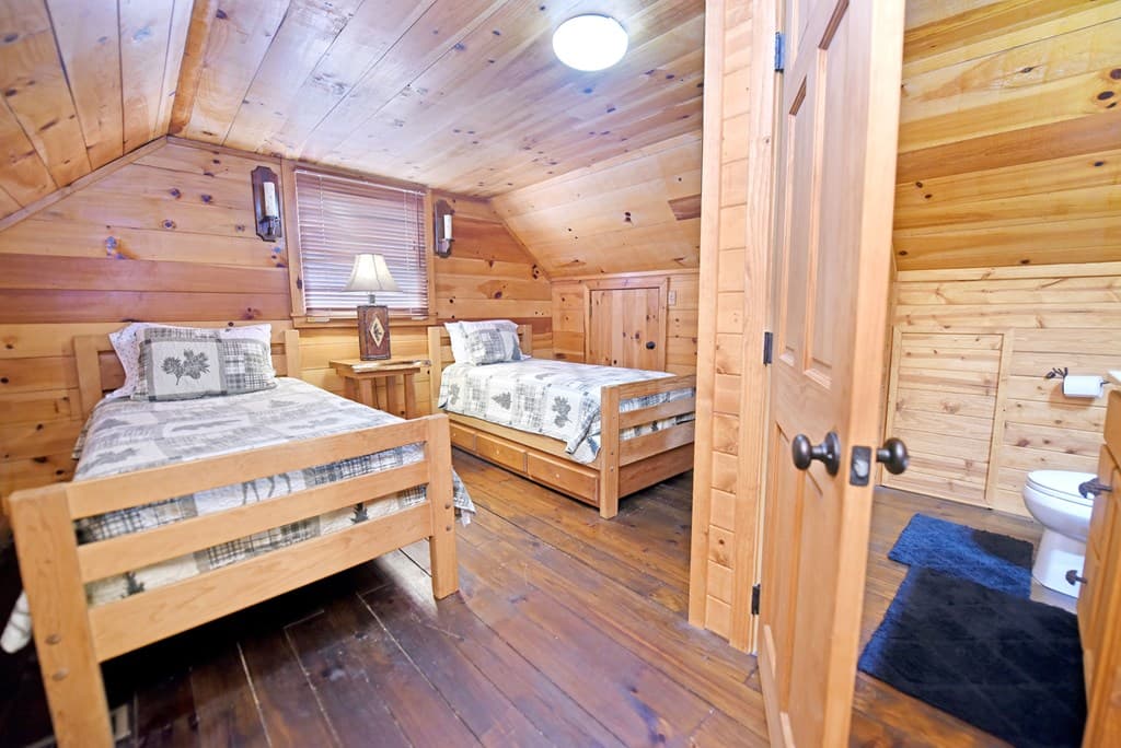 545 Laurel Circle, Blue Ridge GA 30513 - Photo