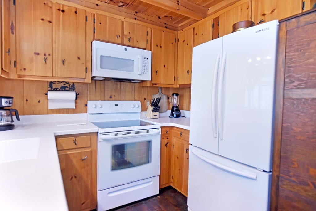 545 Laurel Circle, Blue Ridge GA 30513 - Photo