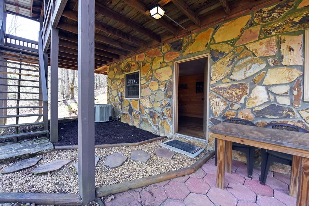 545 Laurel Circle, Blue Ridge GA 30513 - Photo
