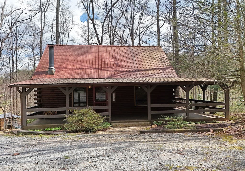 545 Laurel Circle, Blue Ridge GA 30513 - Photo