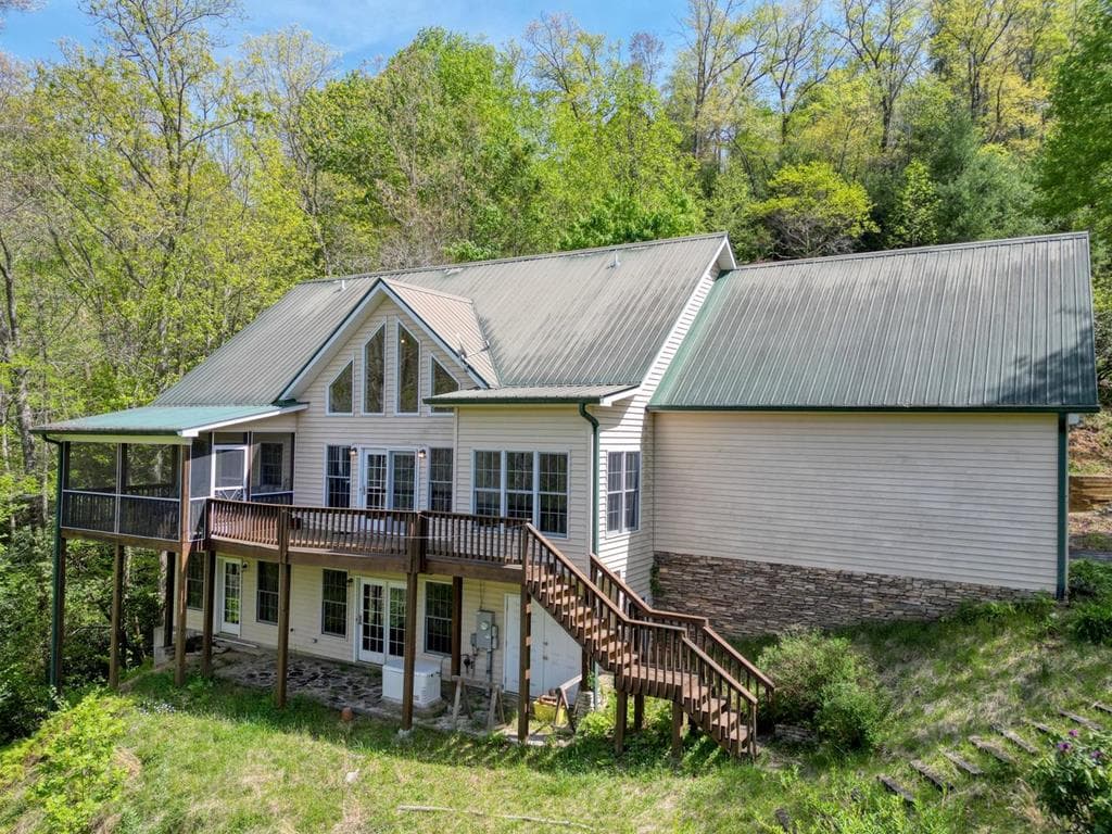 7957 Mountain Top Trail, Hiawassee GA 30546 - Primary photo