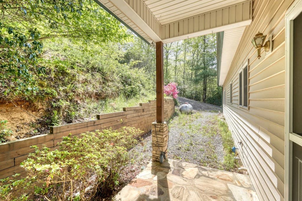 7957 Mountain Top Trail, Hiawassee GA 30546 - Photo