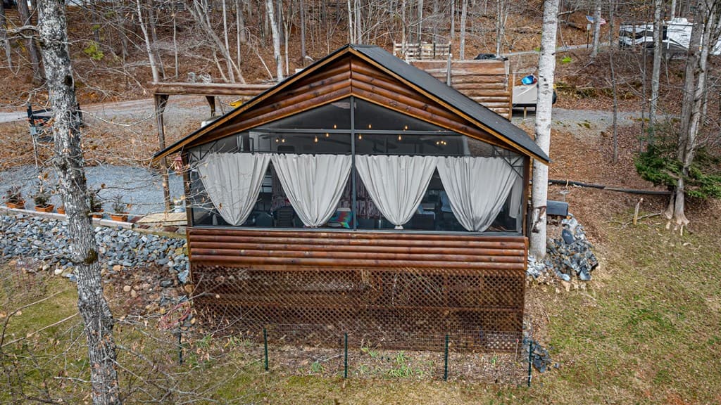 18 Second Street, Ellijay GA 30540 - Photo