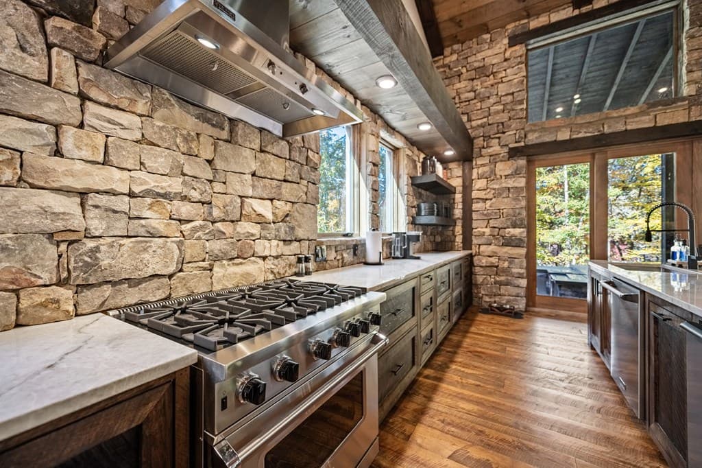 184 Spence Road, Blue Ridge GA 30513 - Photo