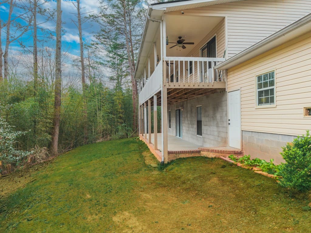 365 Quarles Lane, Ellijay GA 30540 - Photo