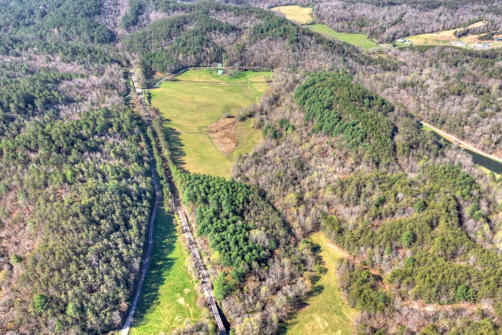 626 Brush Creek Road, Copperhill TN 37317 - Photo