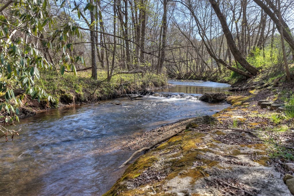 626 Brush Creek Road, Copperhill TN 37317 - Photo