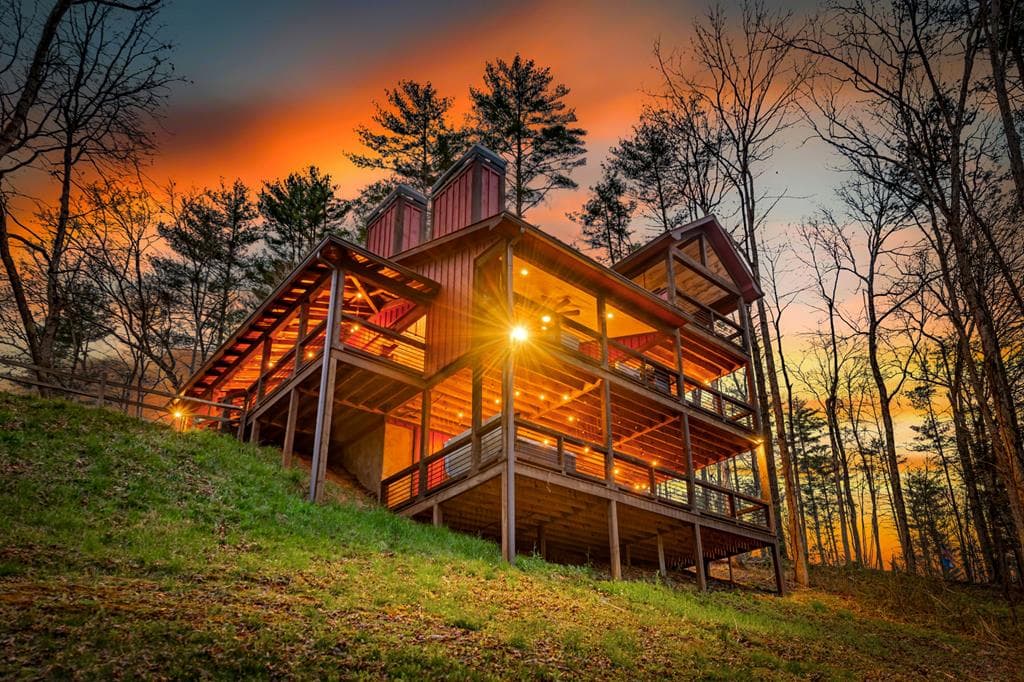 127 Twin Creeks Road, Blue Ridge GA 30541 - Primary photo