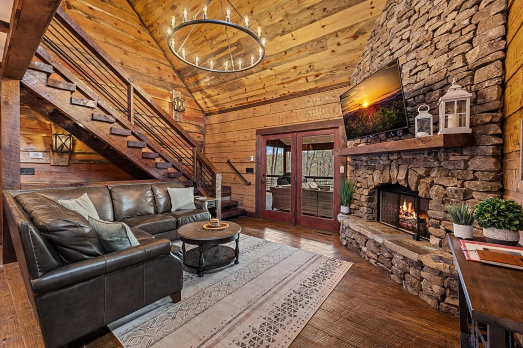 127 Twin Creeks Road, Blue Ridge GA 30541 - Photo
