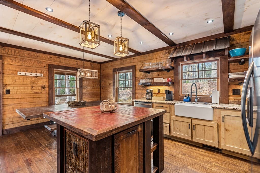 127 Twin Creeks Road, Blue Ridge GA 30541 - Photo