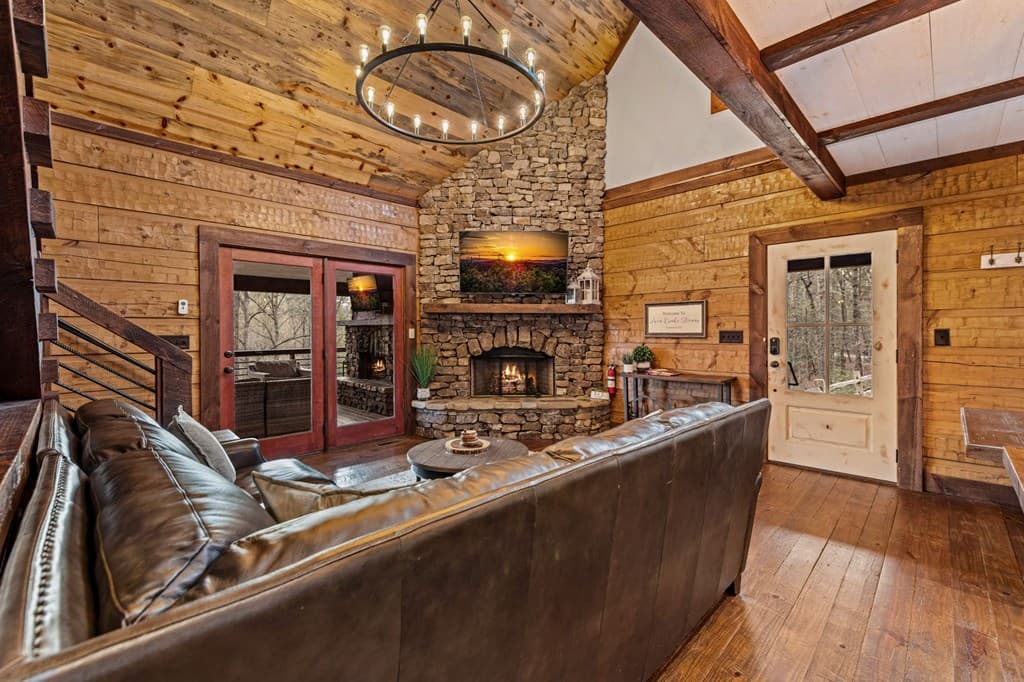127 Twin Creeks Road, Blue Ridge GA 30541 - Photo